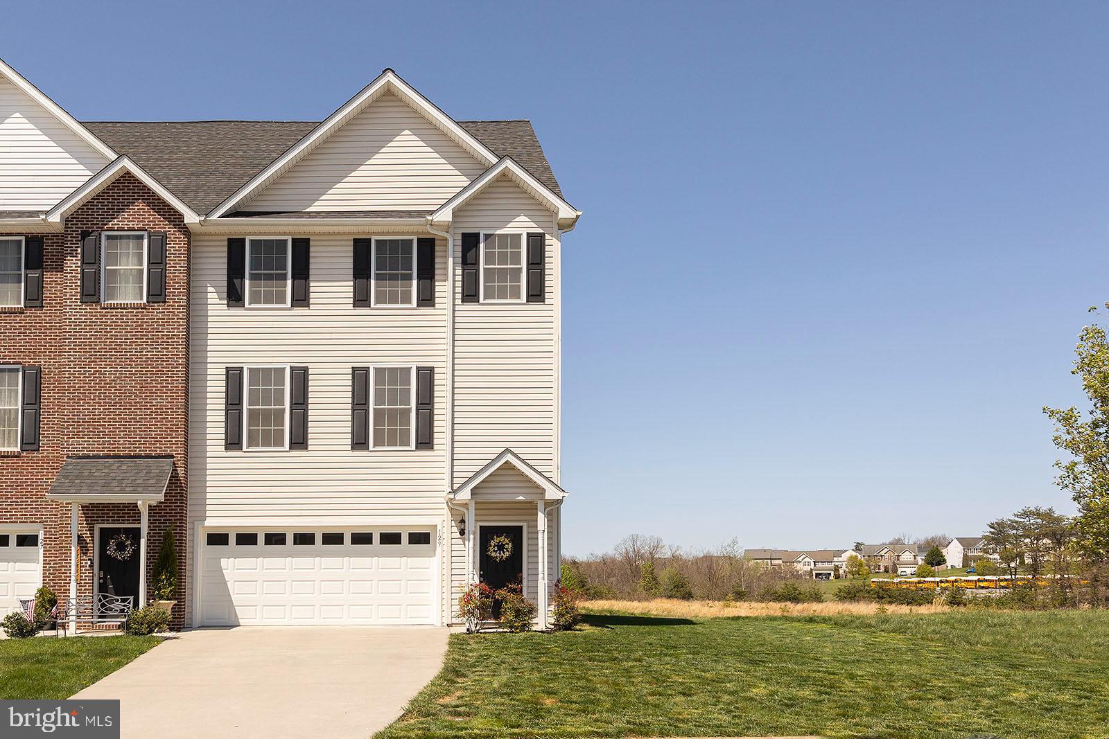 SOVEREIGN VILLAGE - Residential