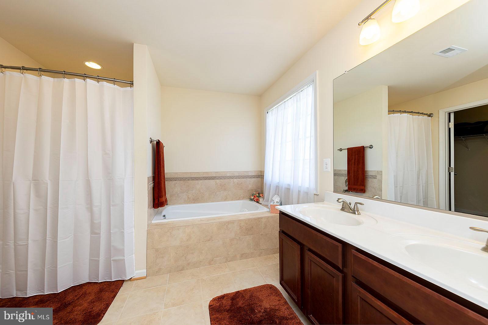 SOVEREIGN VILLAGE - Residential