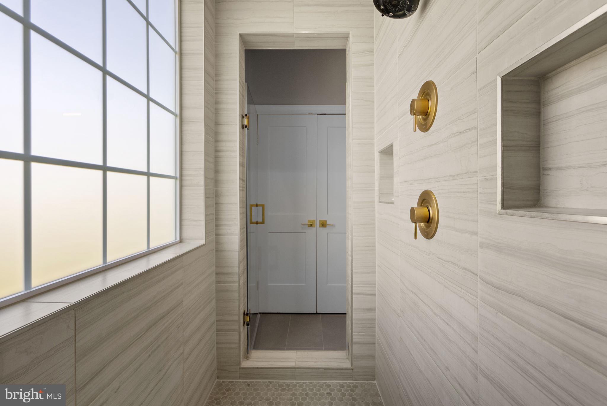 FORT WASHINGTON ACRES-PL - Residential