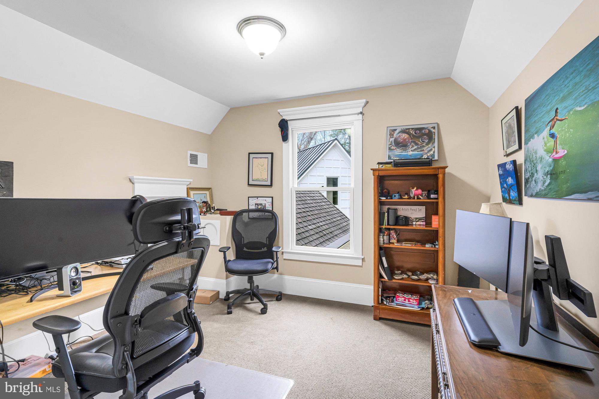 HUNTER MILL ESTATES - Residential