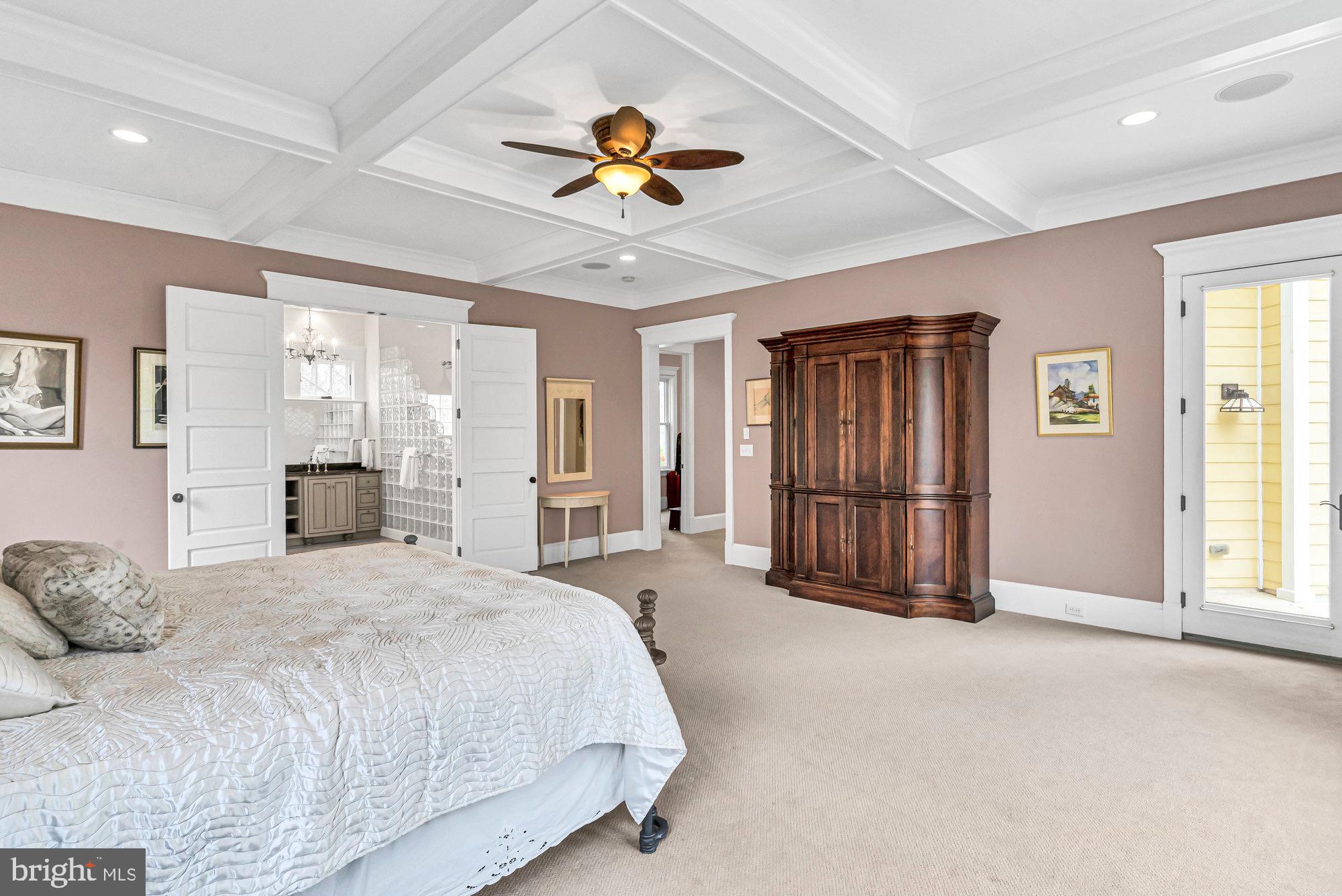 HUNTER MILL ESTATES - Residential