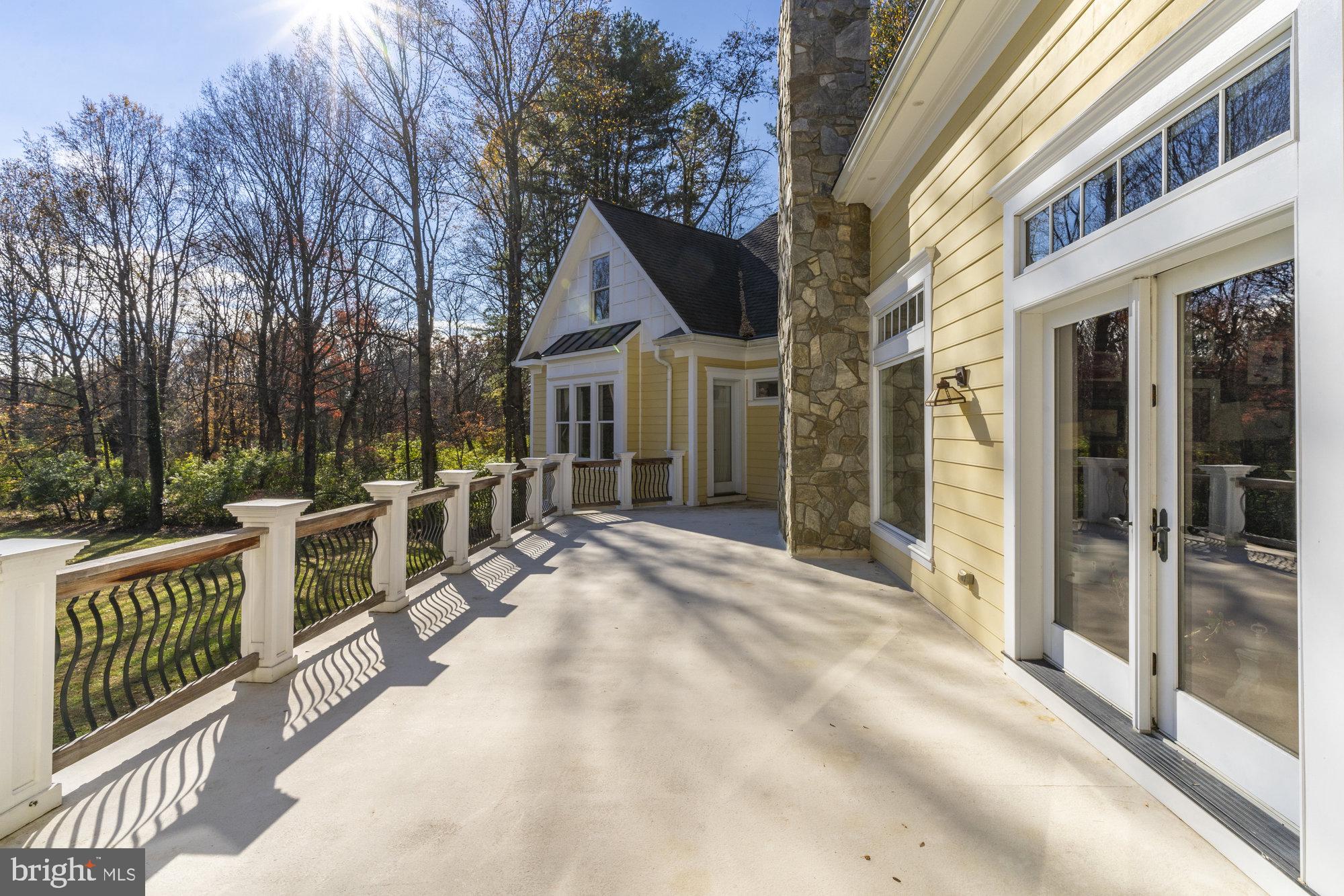 HUNTER MILL ESTATES - Residential