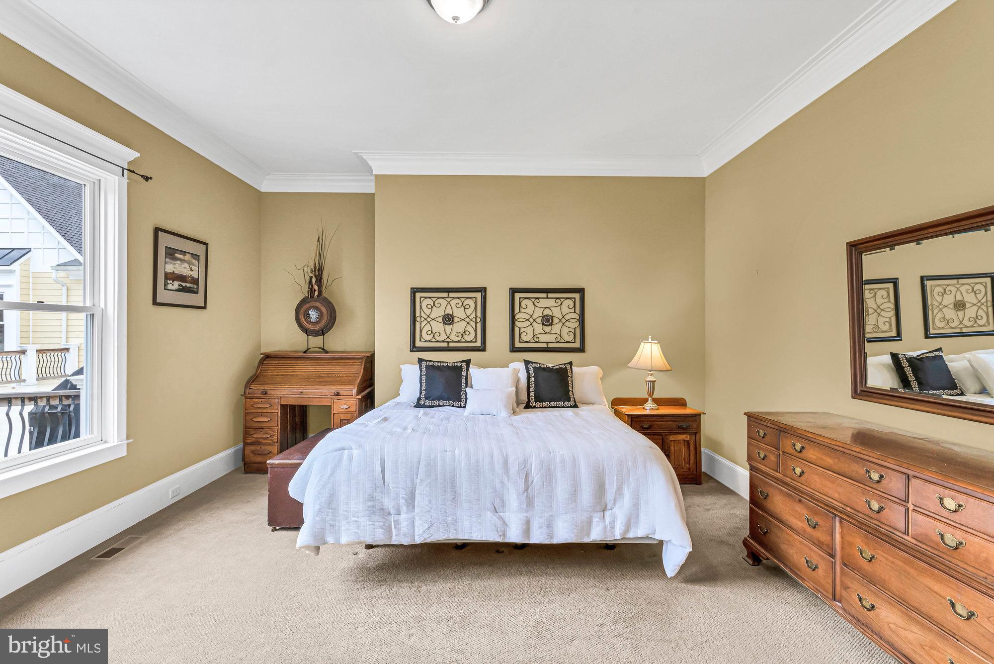 HUNTER MILL ESTATES - Residential