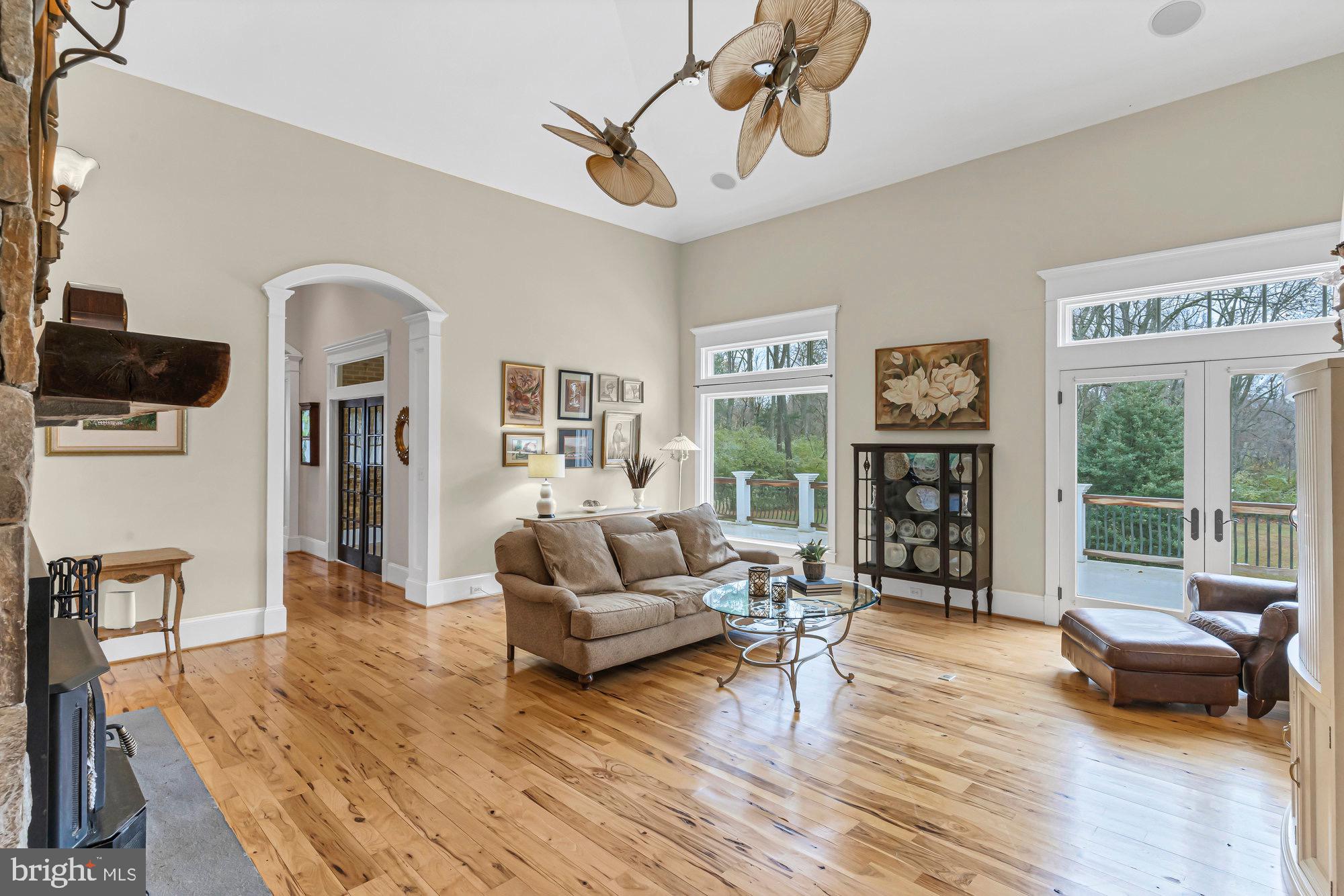 HUNTER MILL ESTATES - Residential