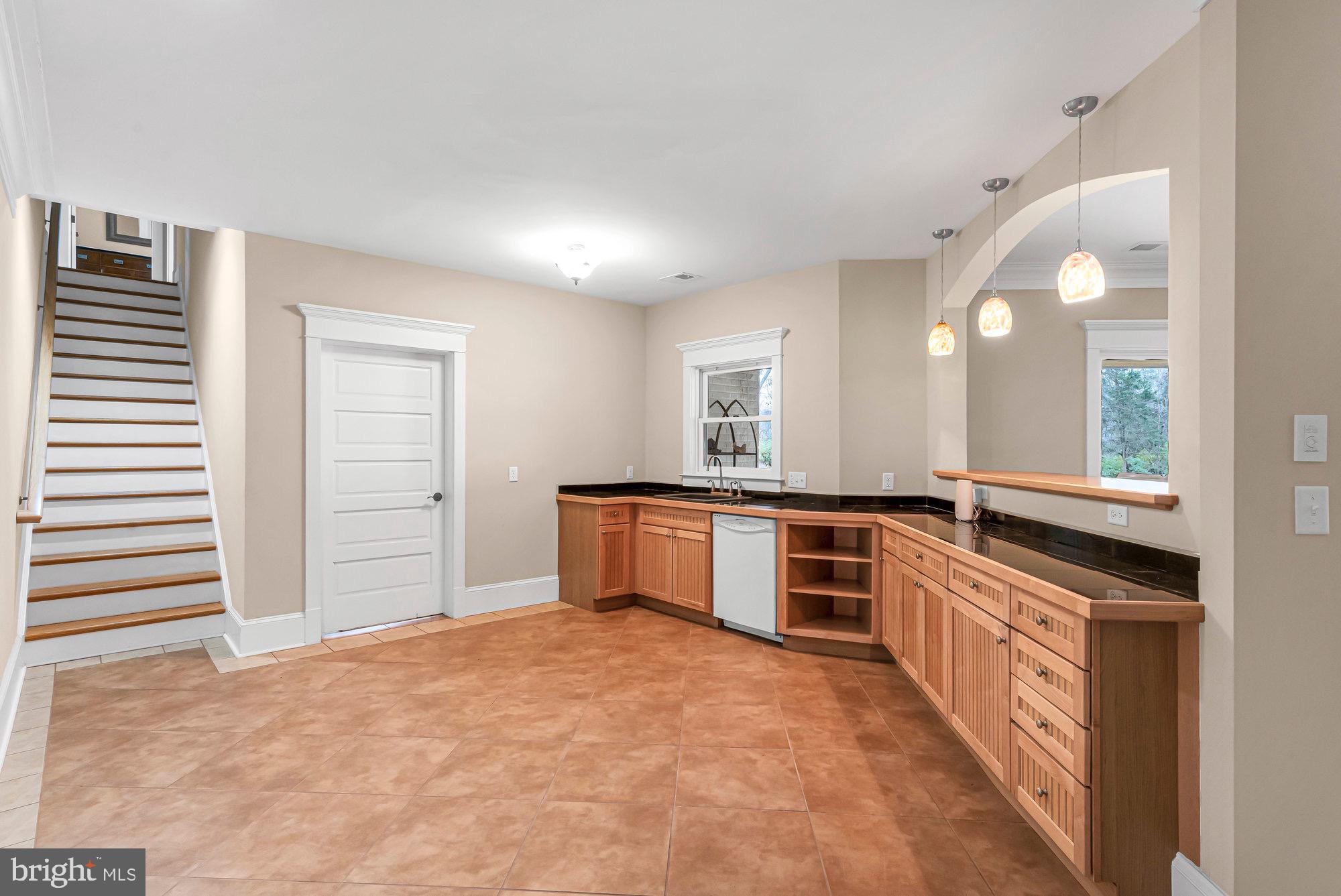 HUNTER MILL ESTATES - Residential