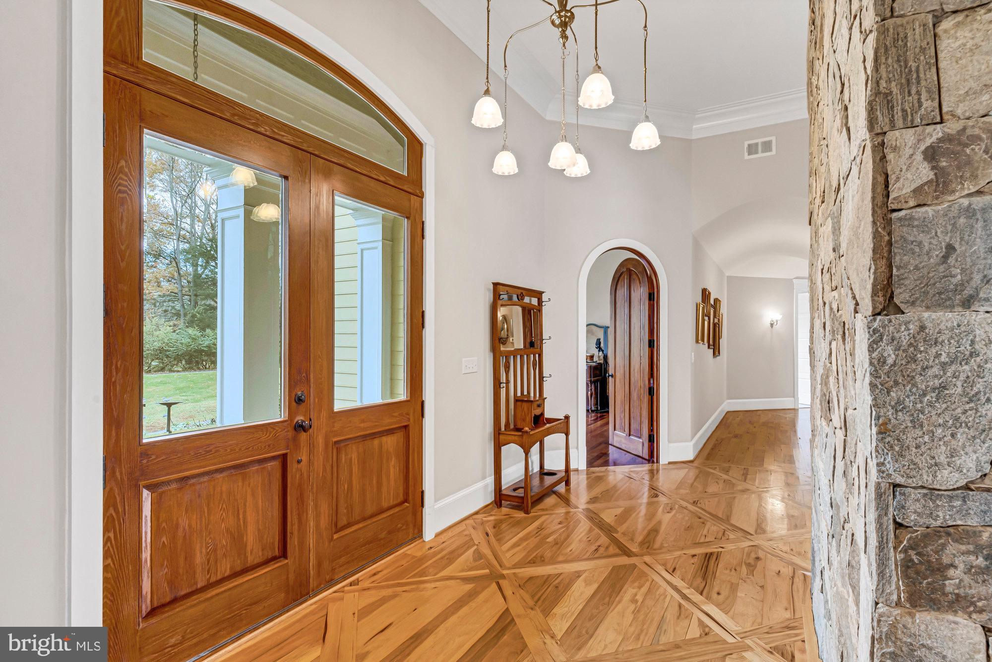 HUNTER MILL ESTATES - Residential