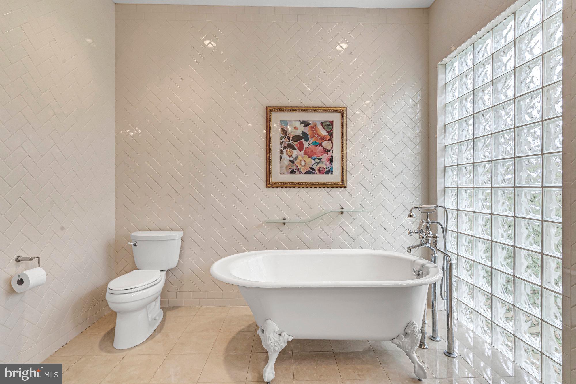 HUNTER MILL ESTATES - Residential