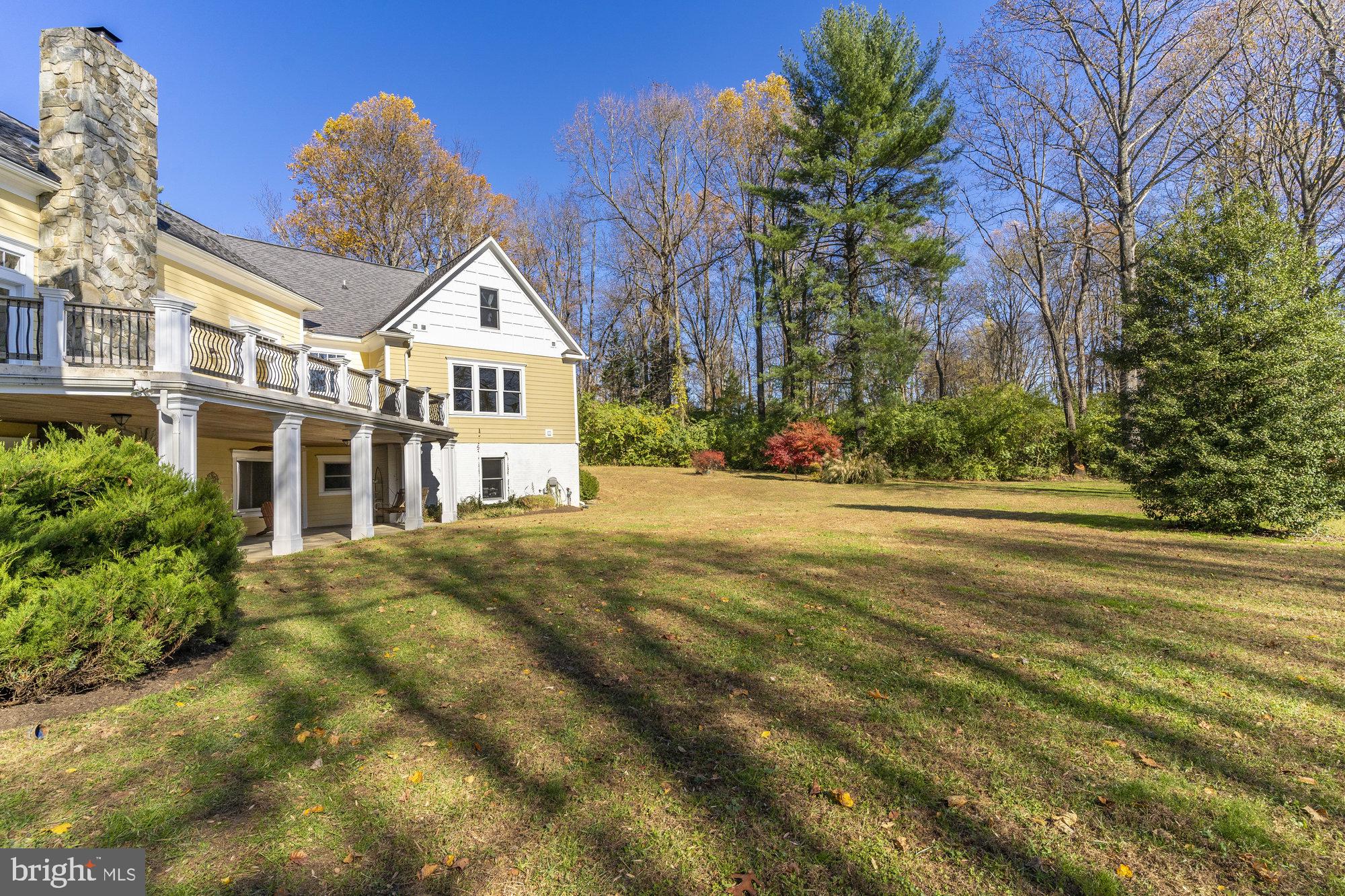 HUNTER MILL ESTATES - Residential