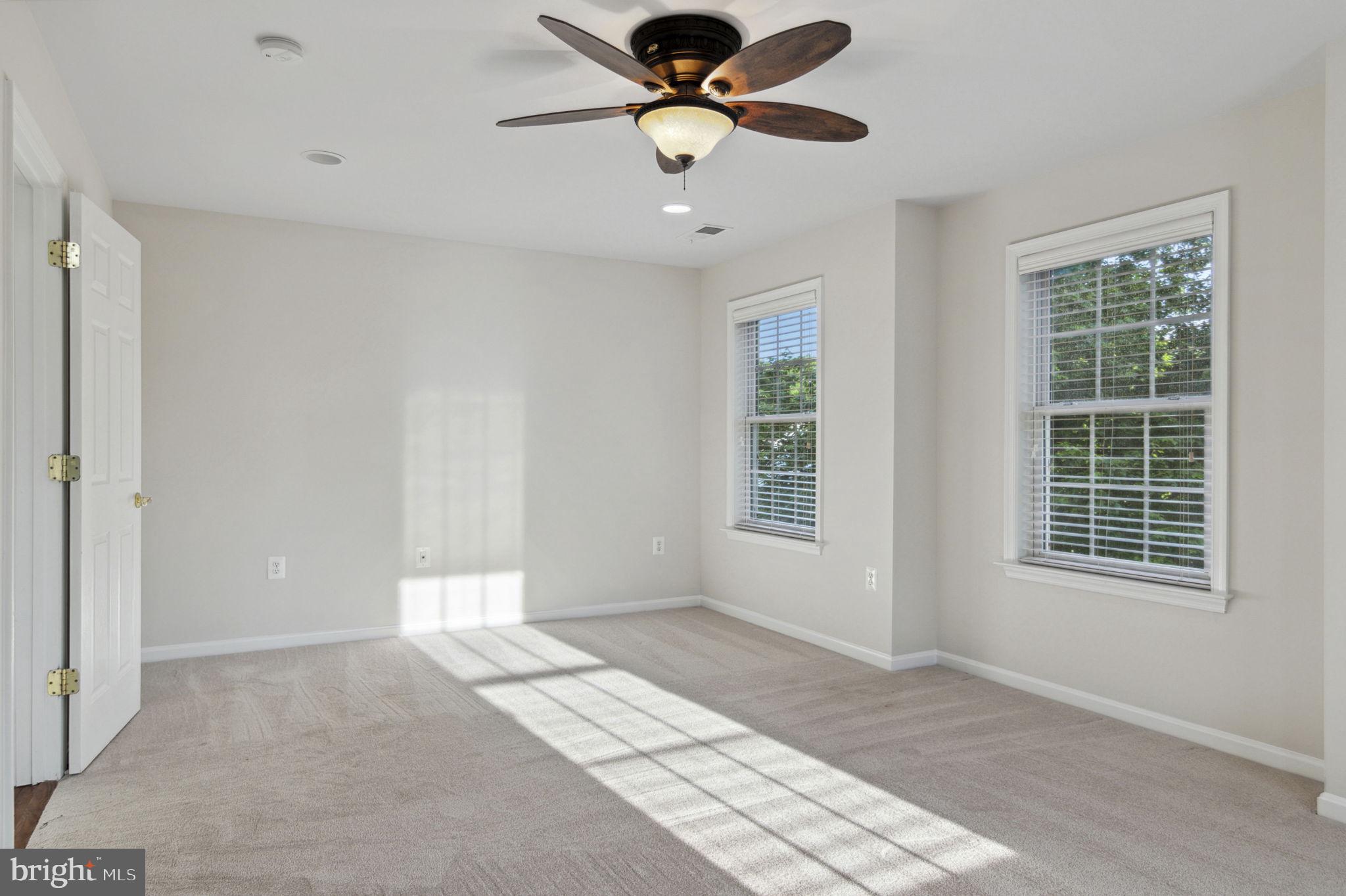 SPRIGGS RUN ESTATES - Residential