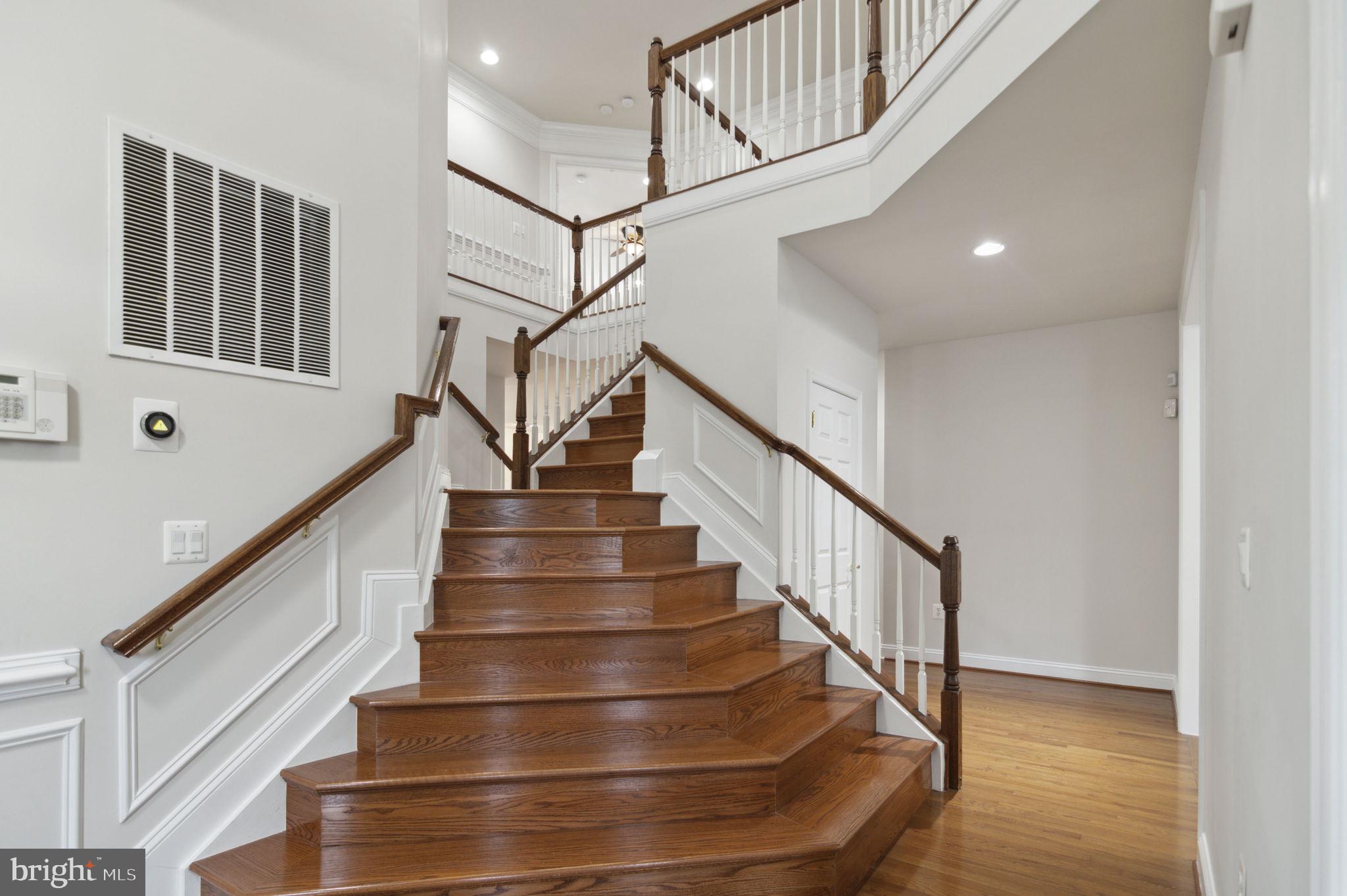 SPRIGGS RUN ESTATES - Residential