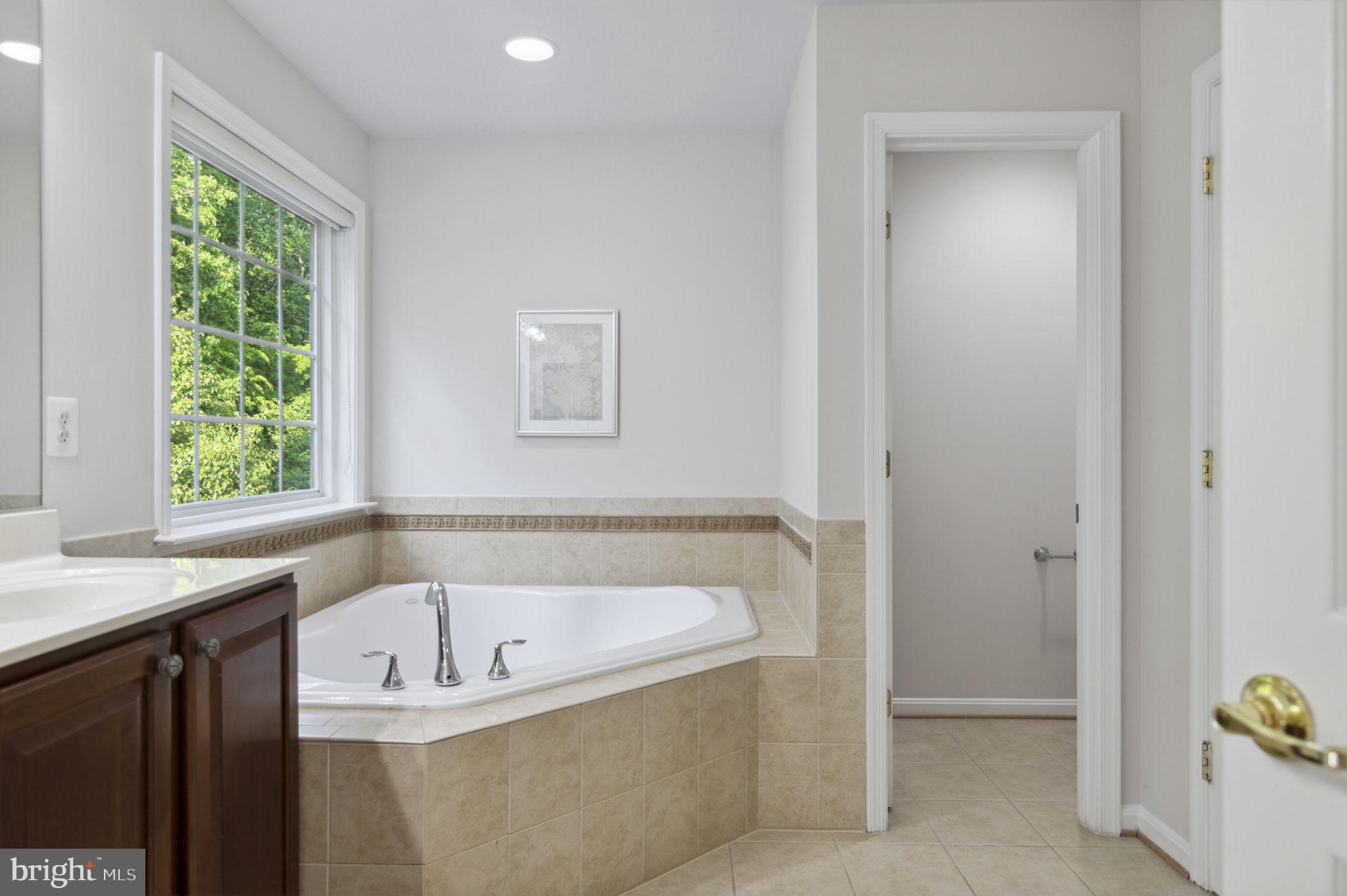 SPRIGGS RUN ESTATES - Residential