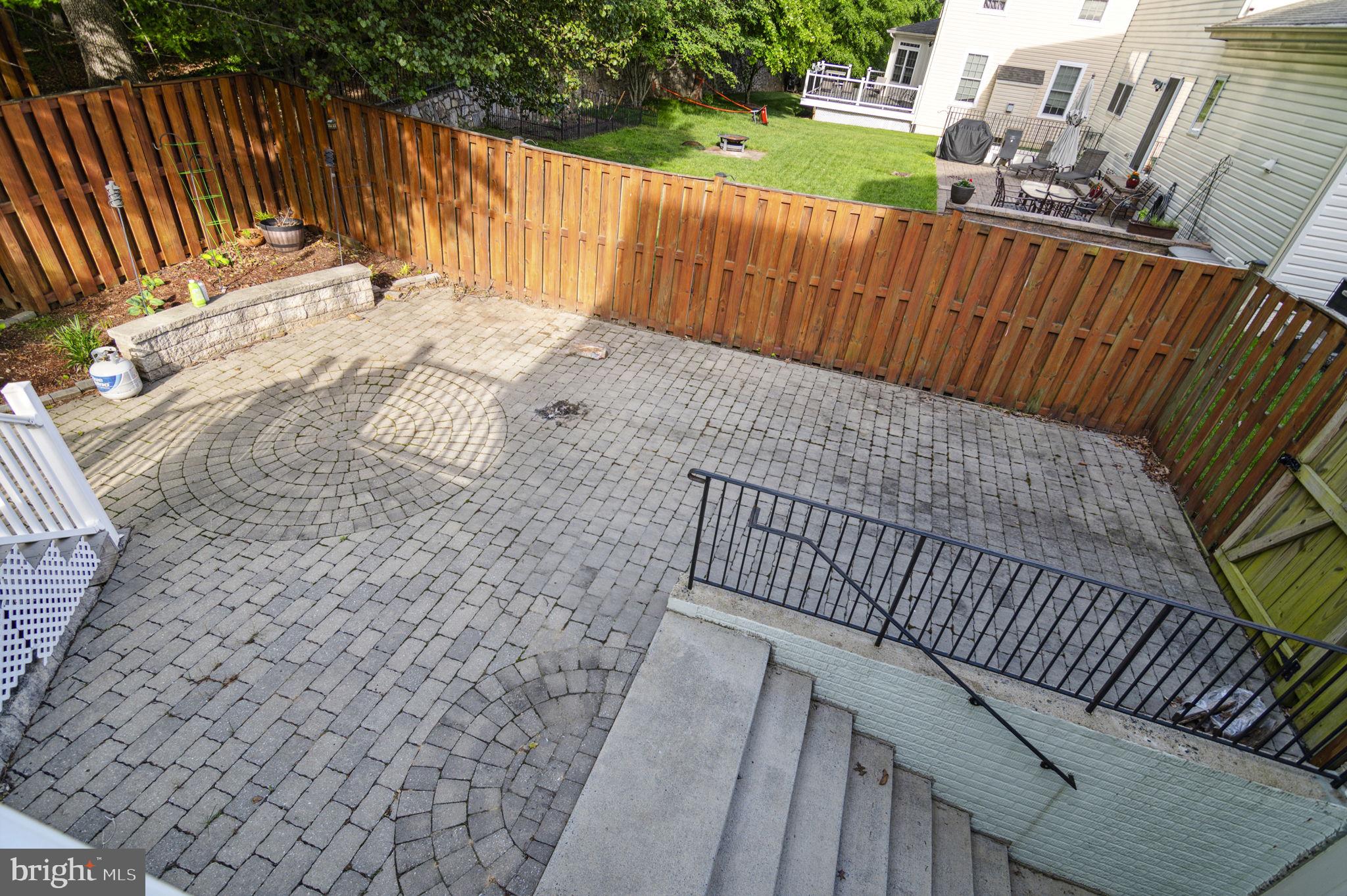 SPRIGGS RUN ESTATES - Residential