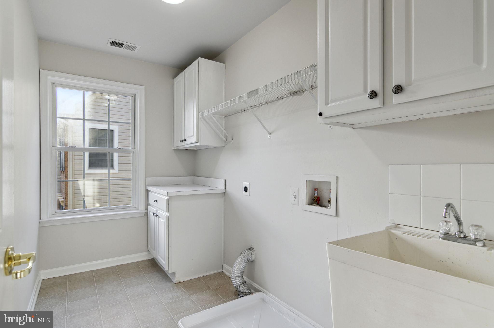 SPRIGGS RUN ESTATES - Residential