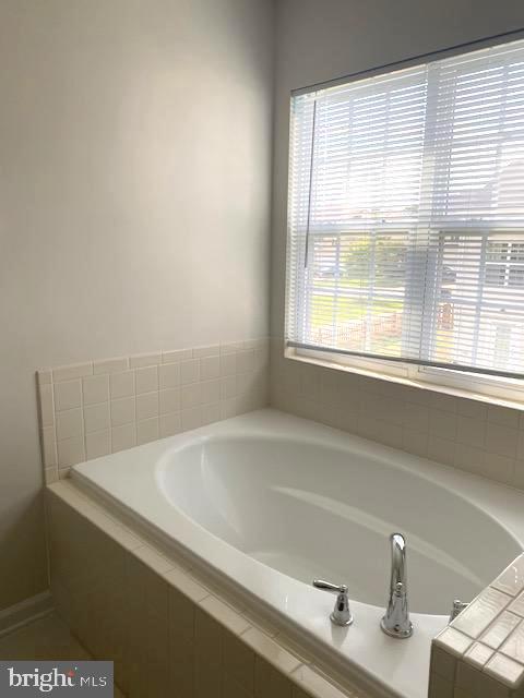 FOREST GLEN - Residential Lease