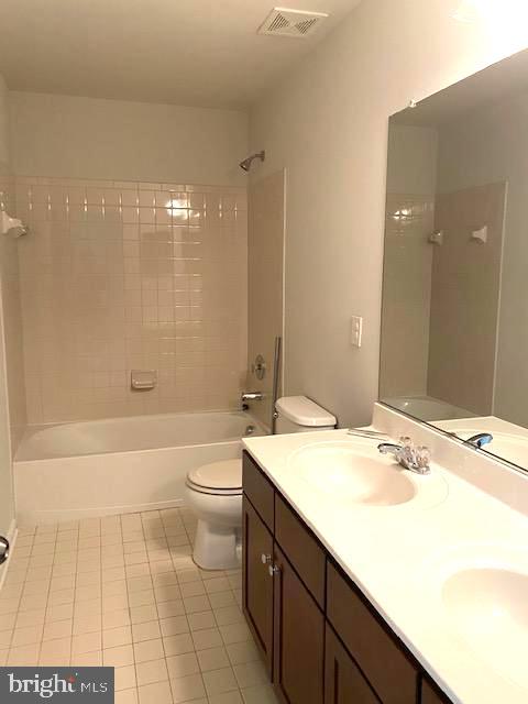 FOREST GLEN - Residential Lease