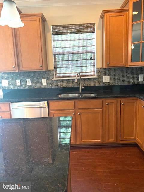 FOREST GLEN - Residential Lease