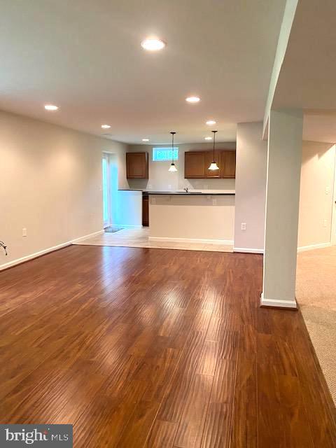 FOREST GLEN - Residential Lease