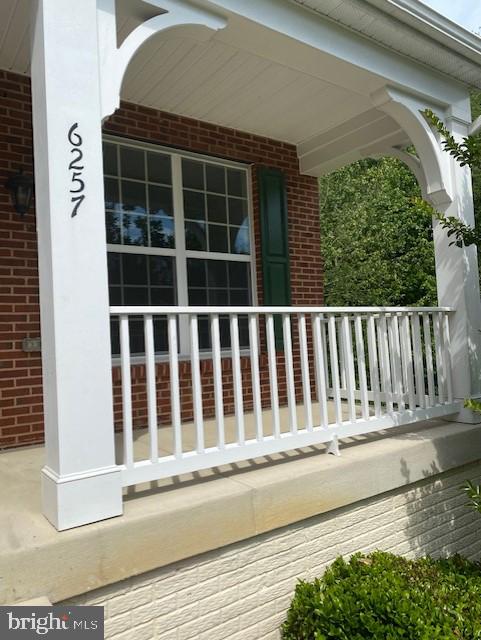 FOREST GLEN - Residential Lease