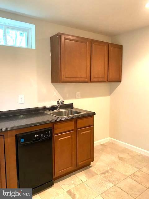 FOREST GLEN - Residential Lease