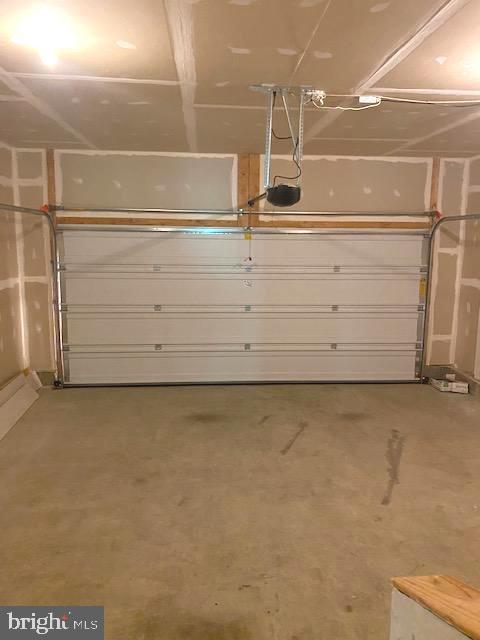 FOREST GLEN - Residential Lease