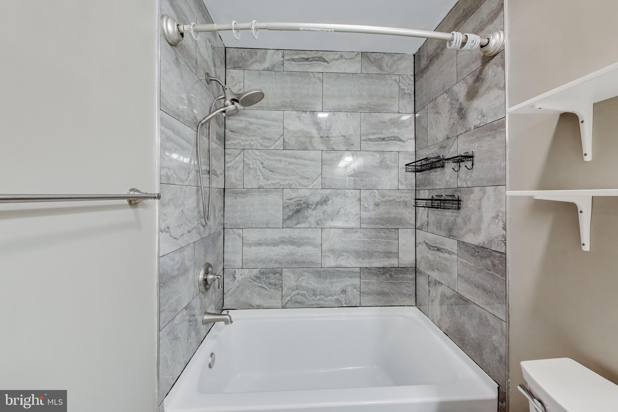 SUMMER RIDGE CODM - Residential Lease