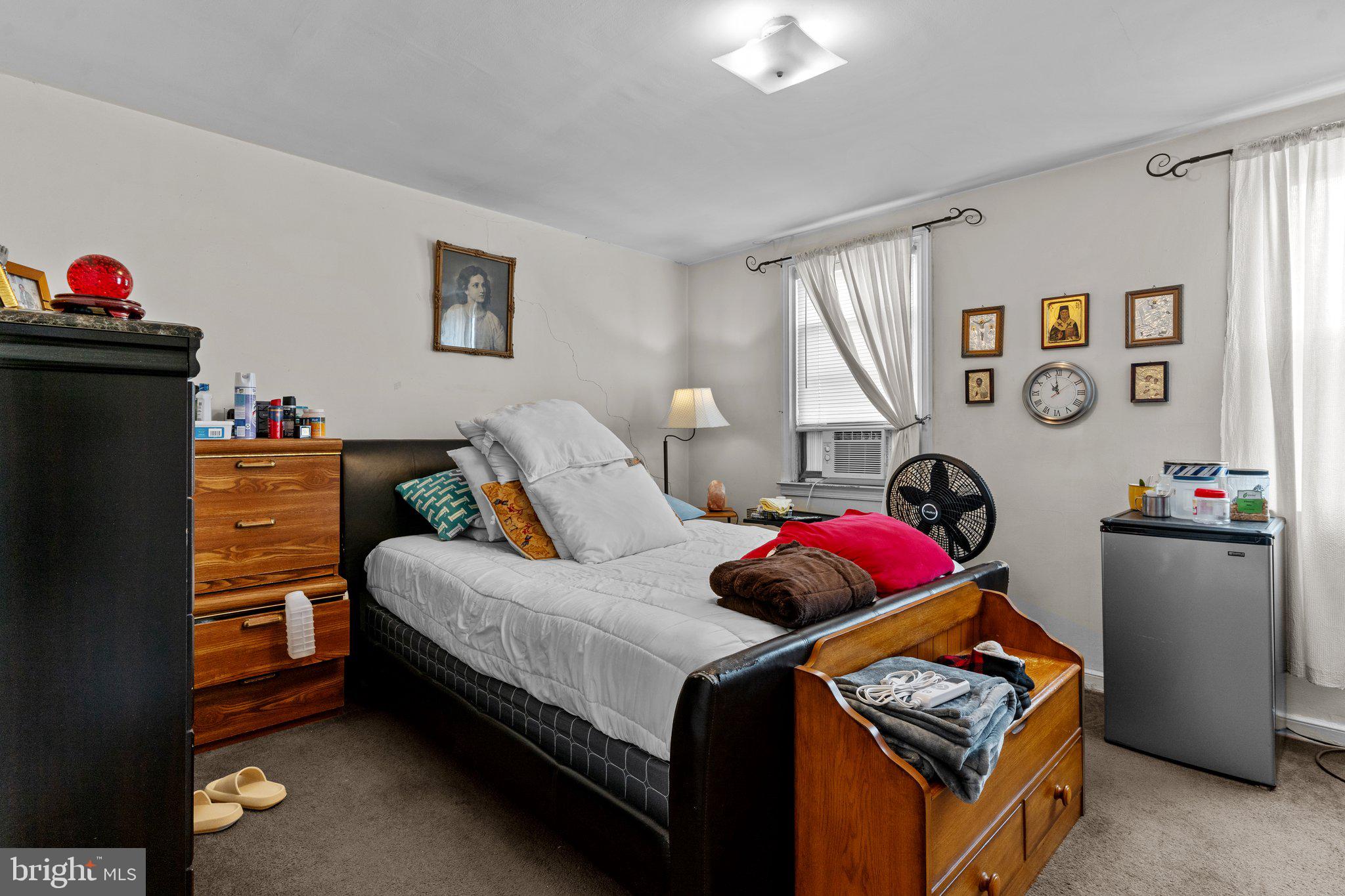 PHILADELPHIA - Residential