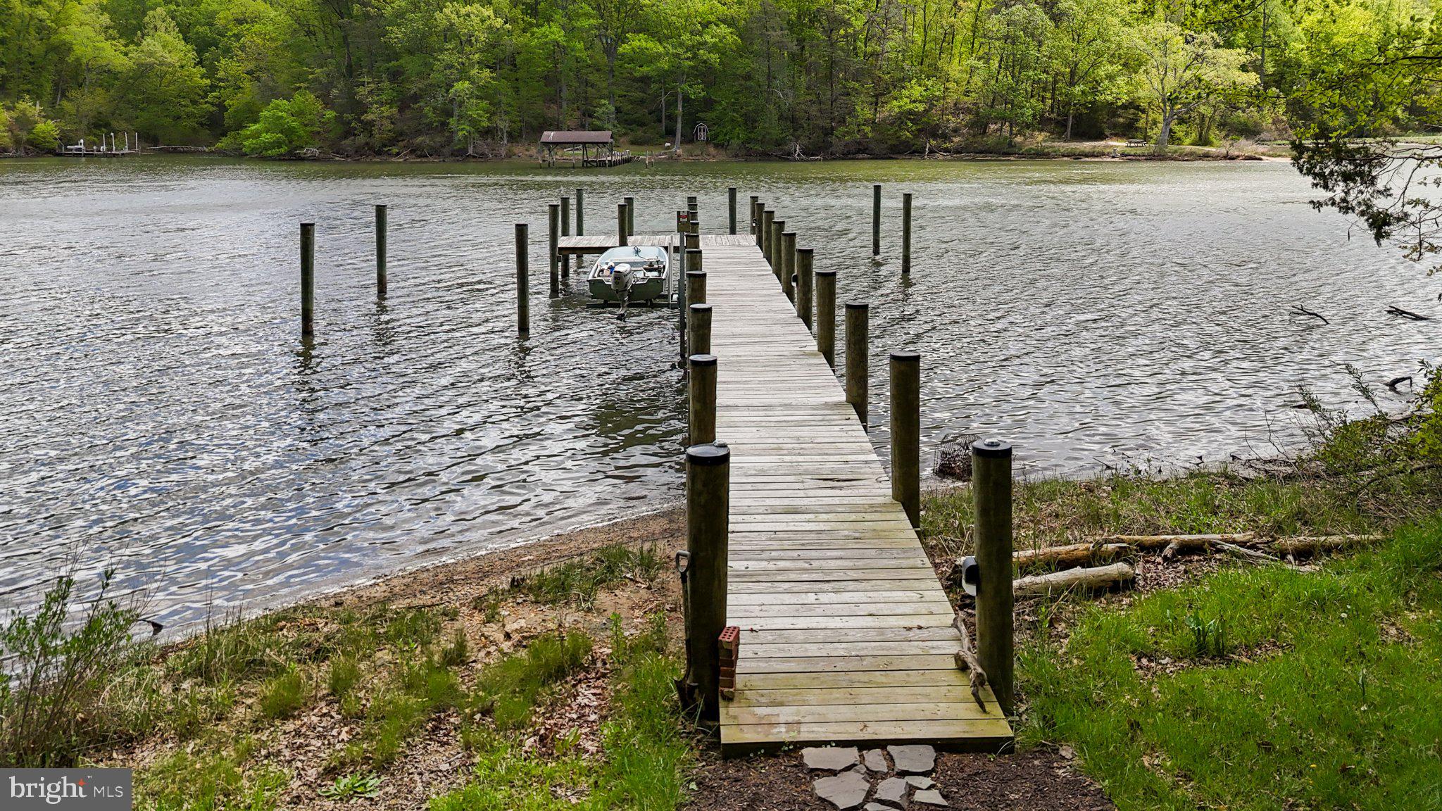 LITTLE WOODS - Residential