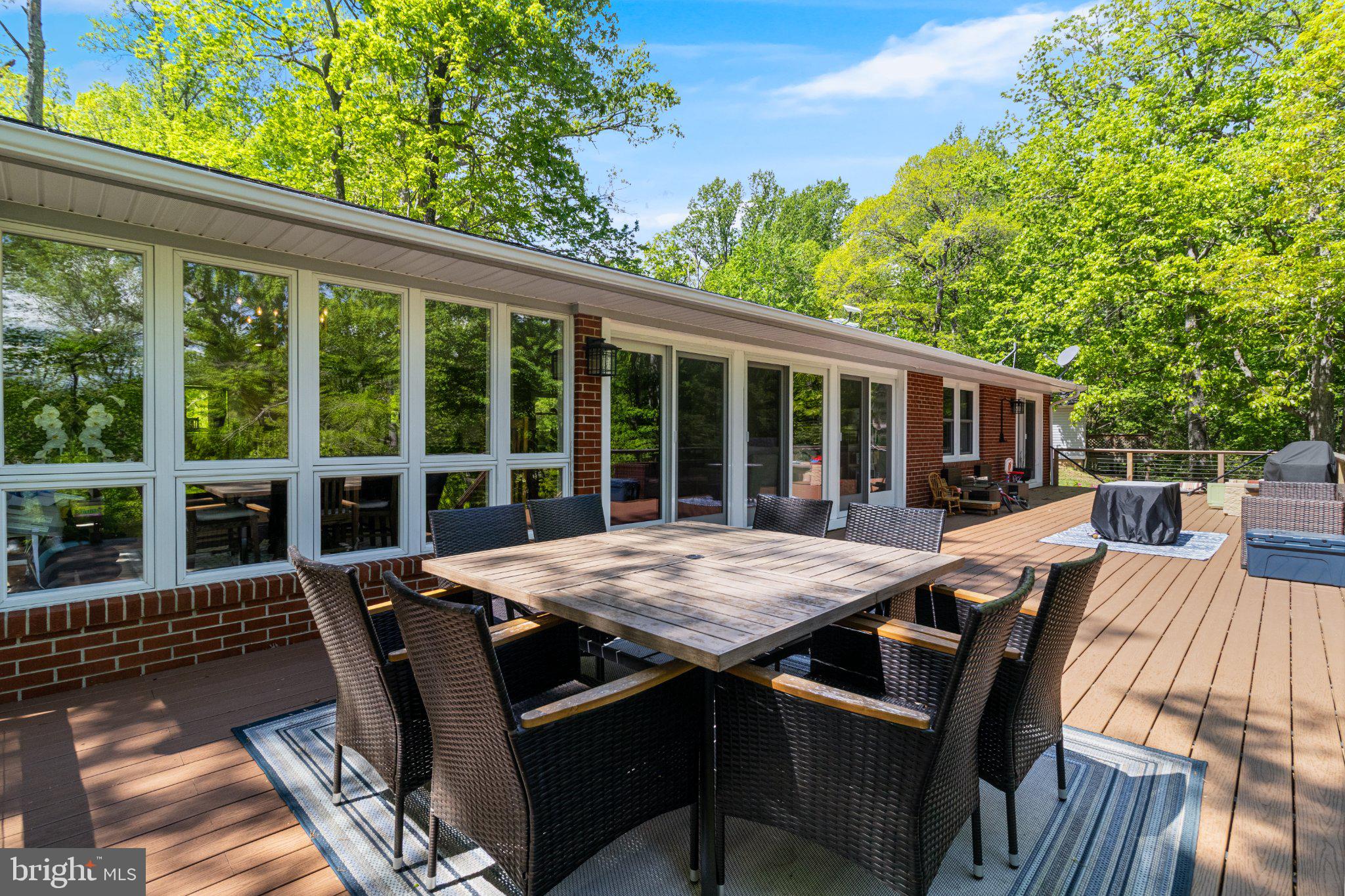 LITTLE WOODS - Residential