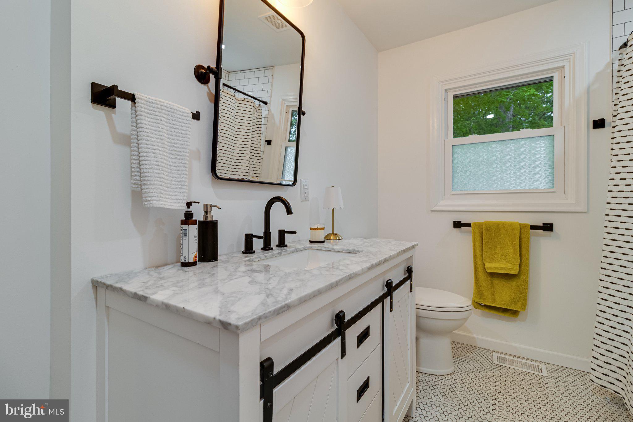 LITTLE WOODS - Residential