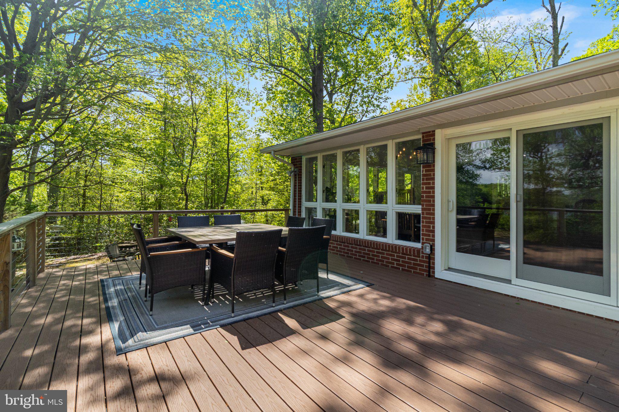 LITTLE WOODS - Residential