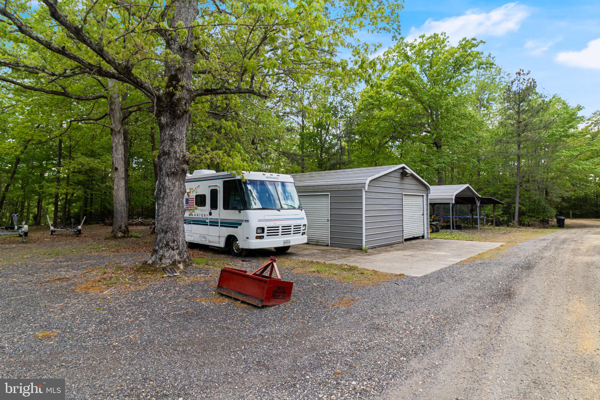 LITTLE WOODS - Residential