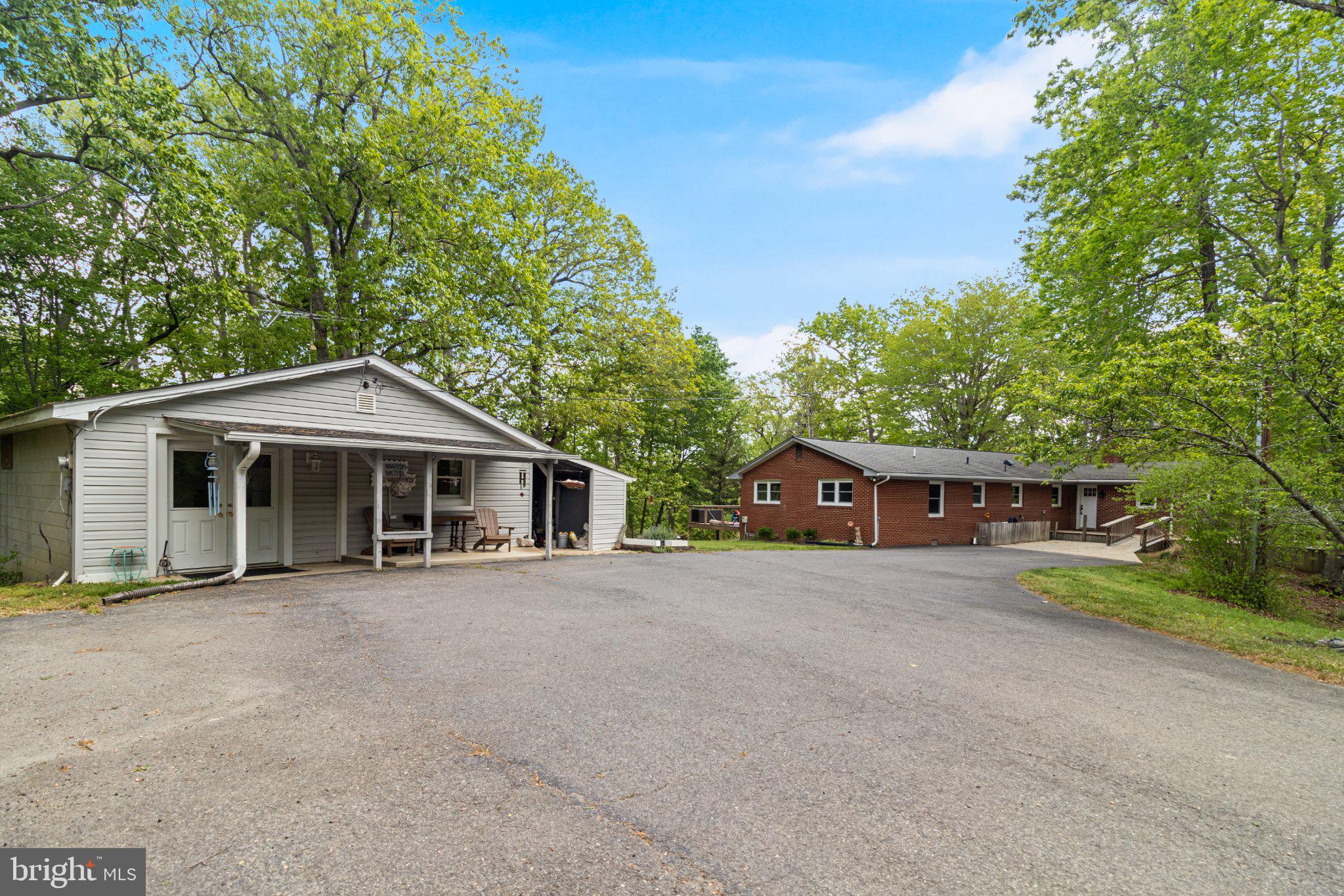 LITTLE WOODS - Residential