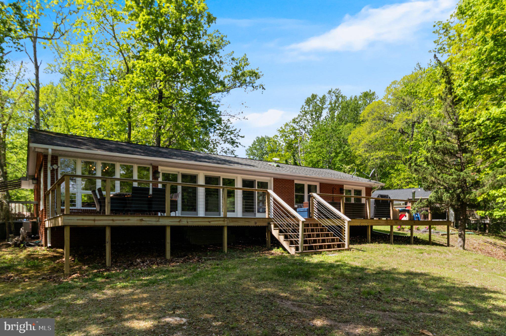 LITTLE WOODS - Residential