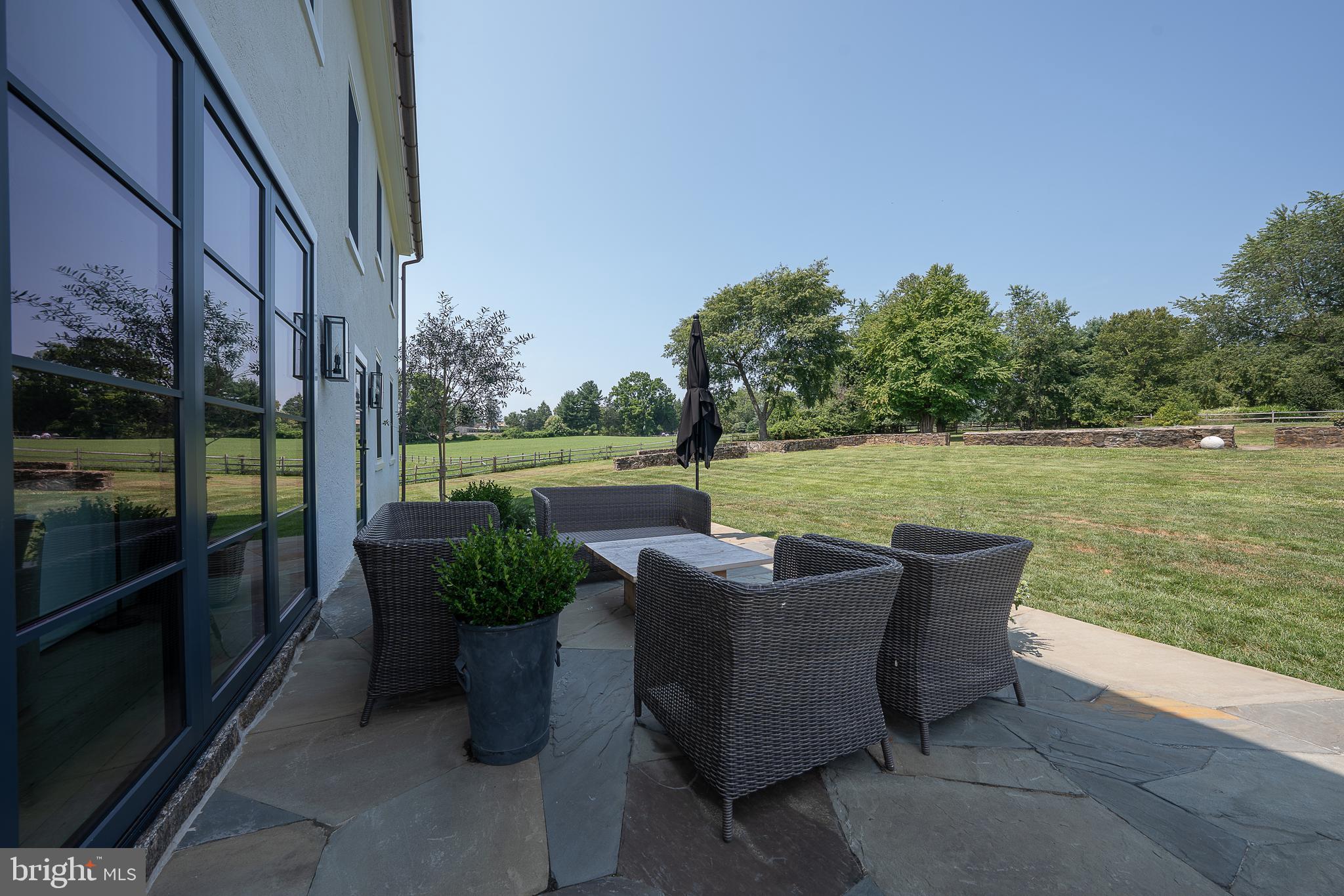 RADNOR HUNT - Residential