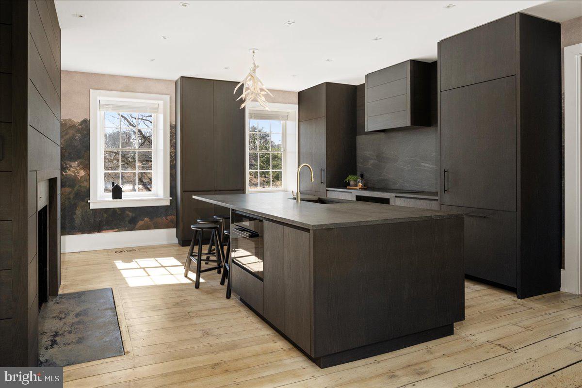 RADNOR HUNT - Residential