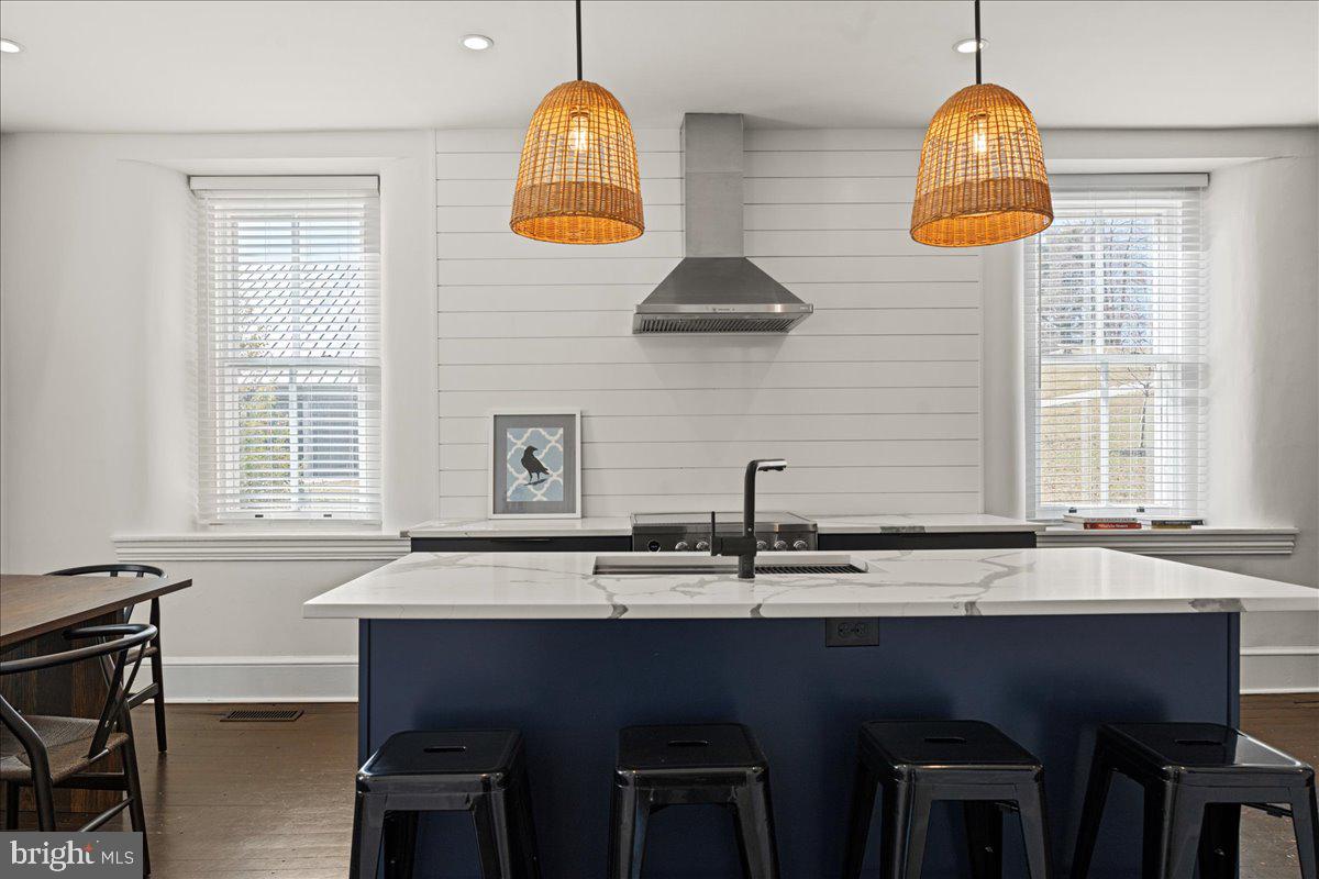 RADNOR HUNT - Residential