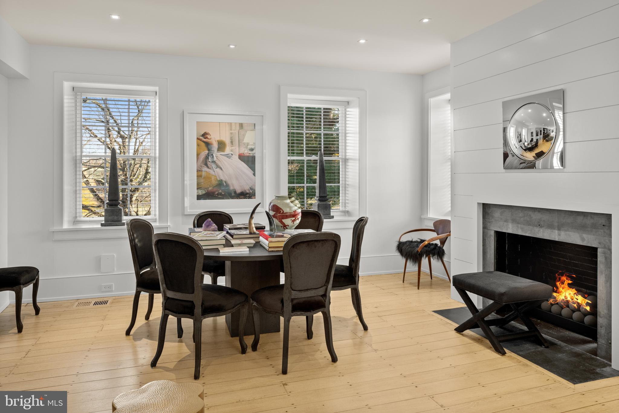 RADNOR HUNT - Residential