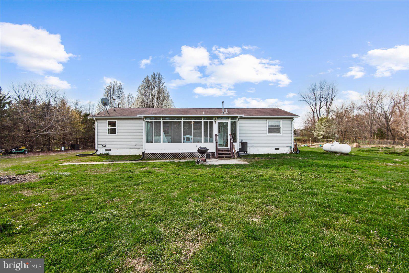 LAURAVILLE - Residential