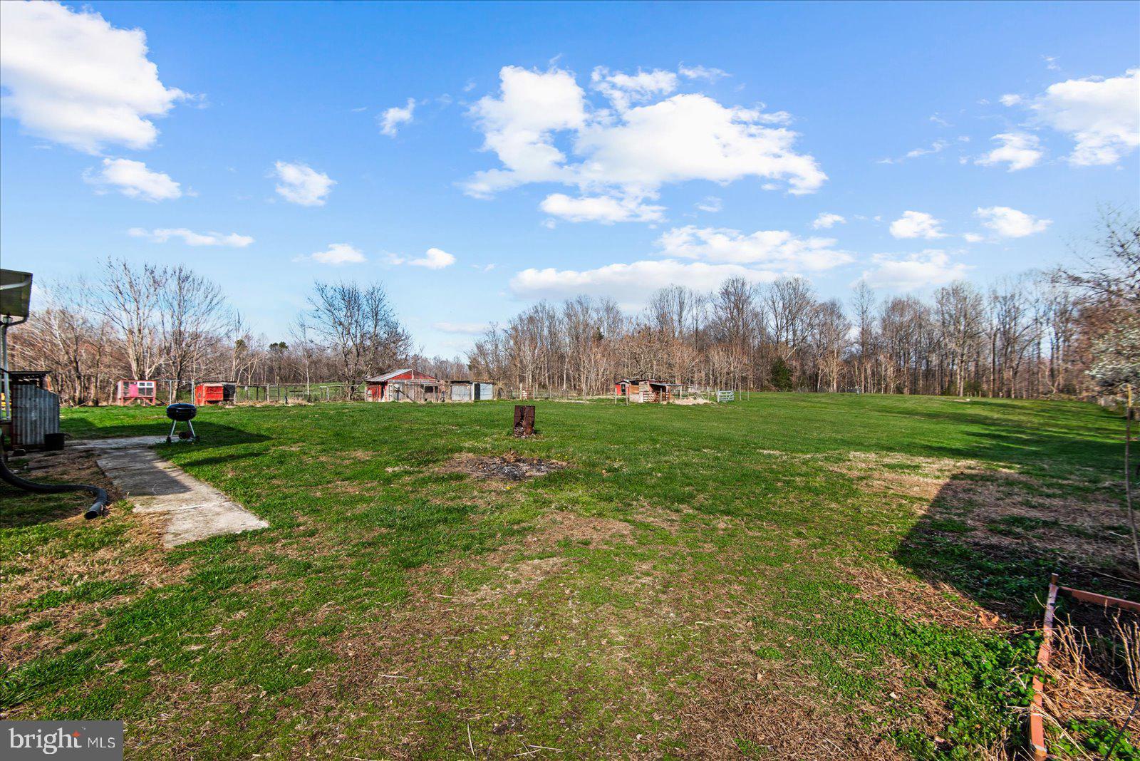 LAURAVILLE - Residential