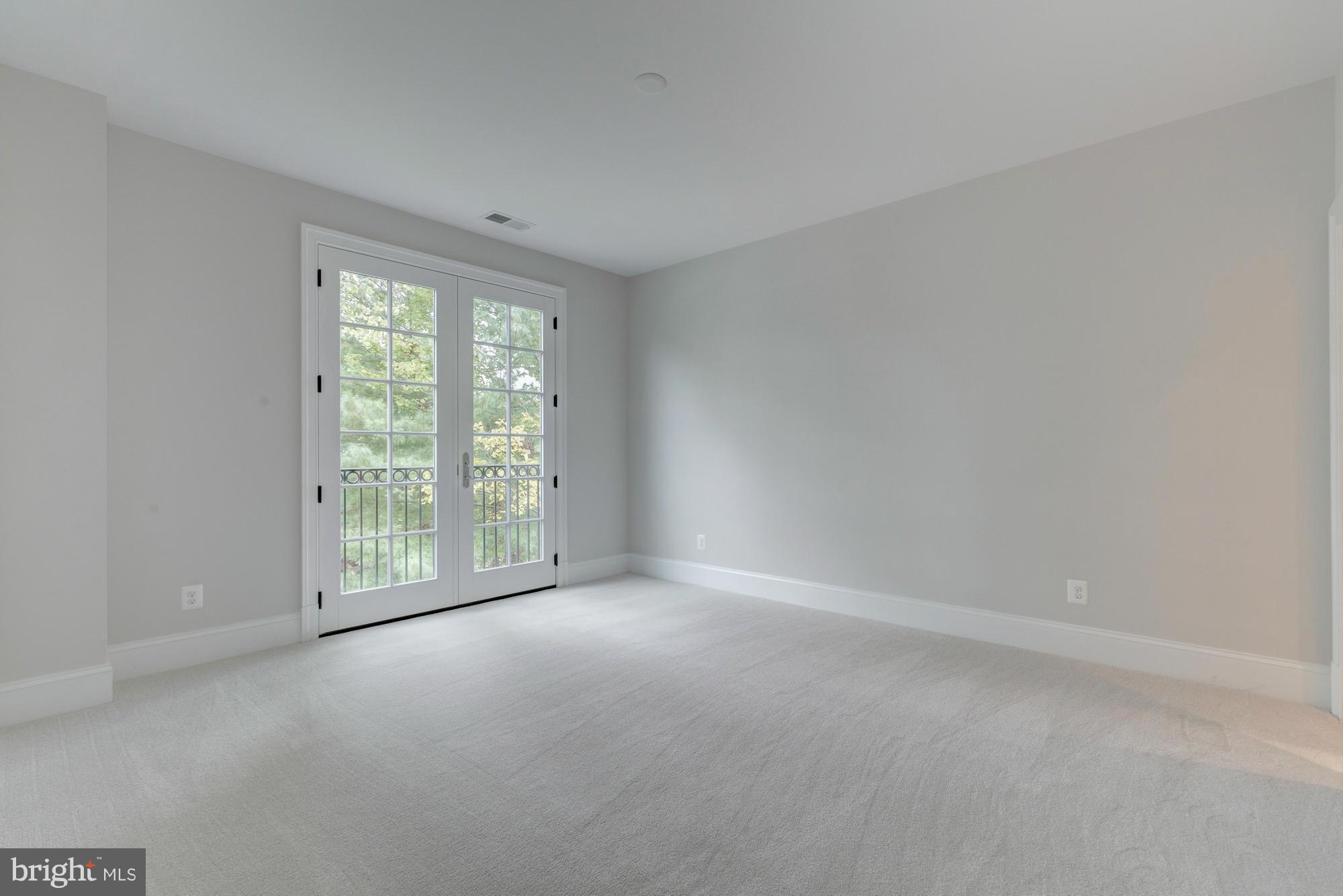 BRYN MAWR - Residential