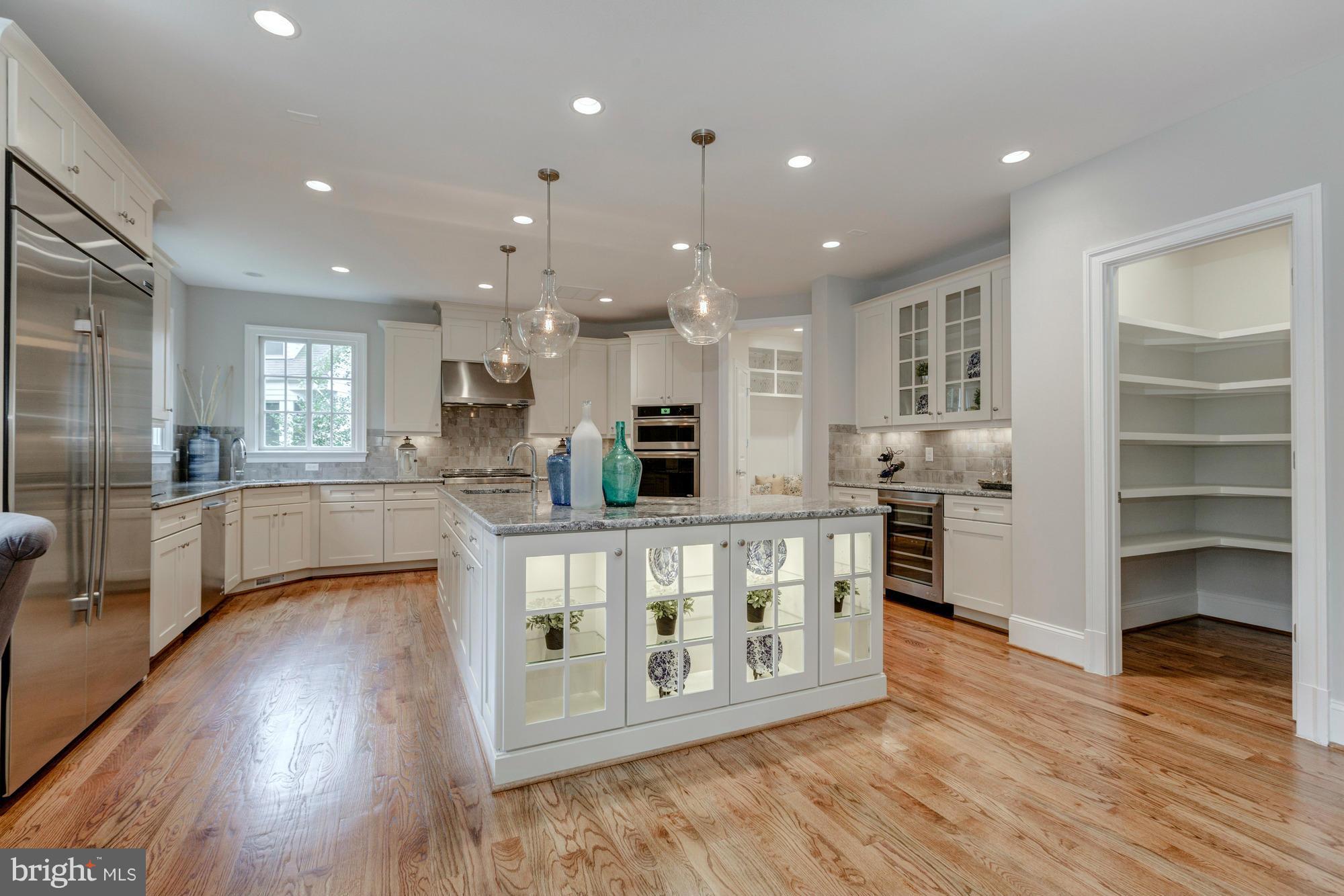 BRYN MAWR - Residential