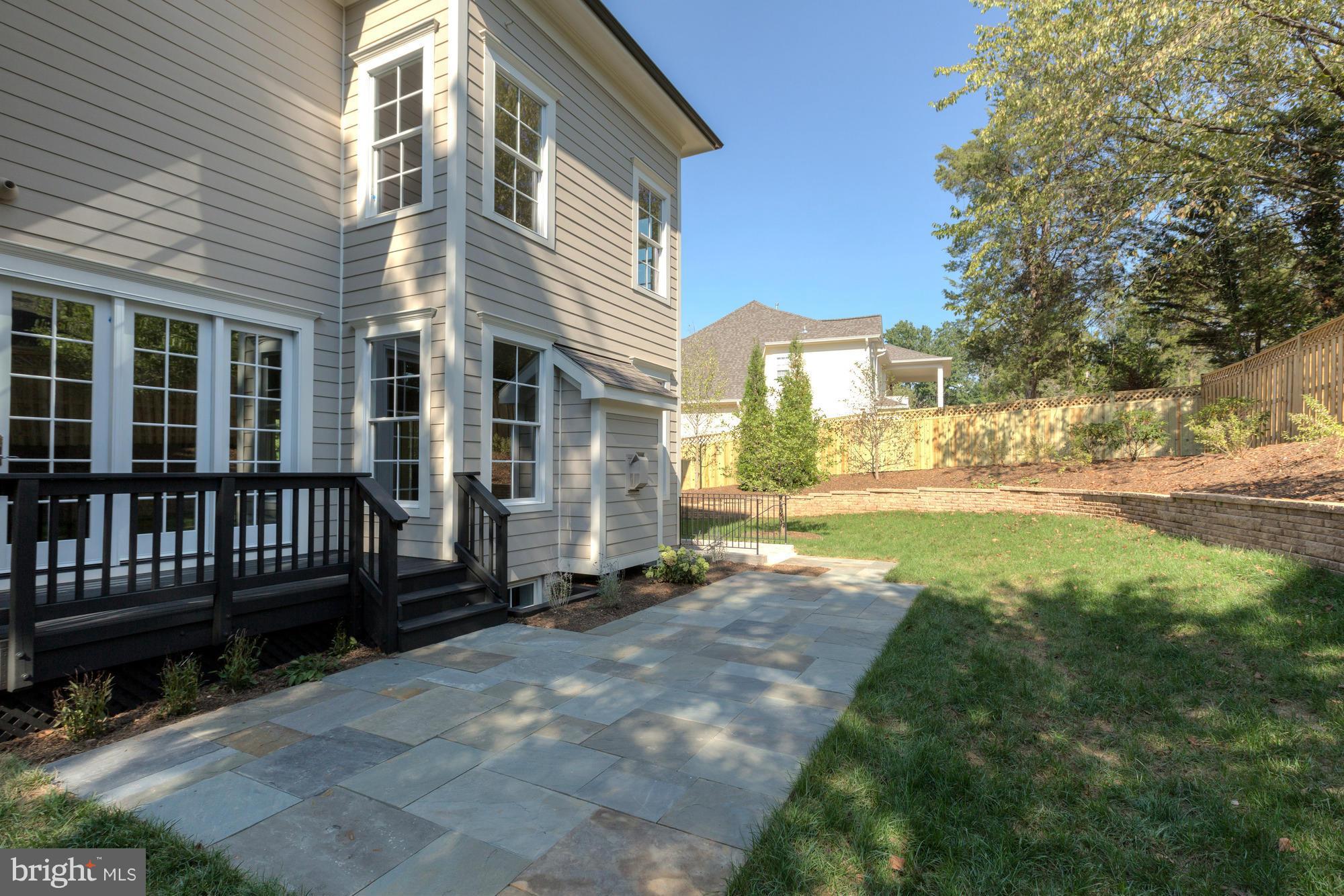 BRYN MAWR - Residential