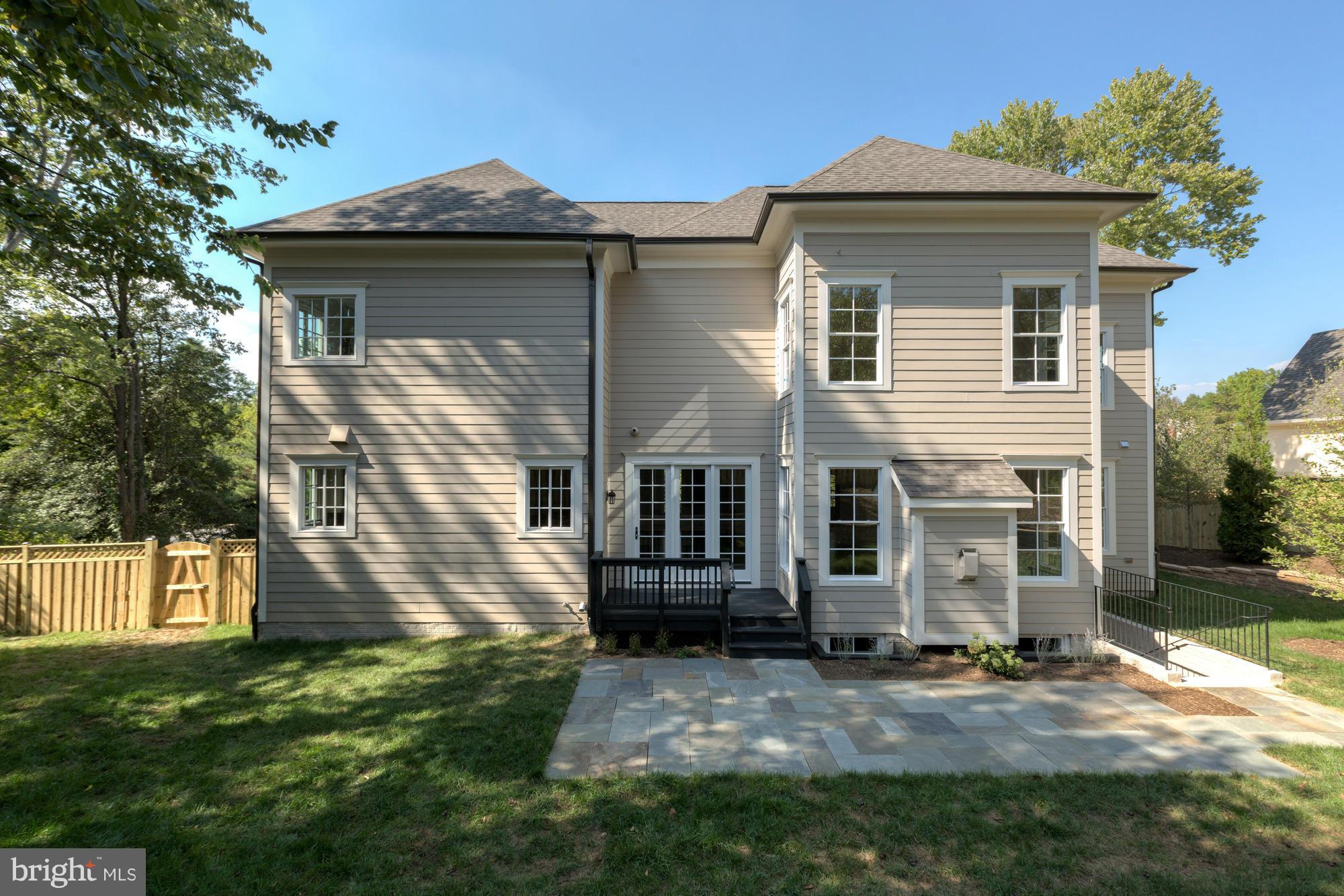 BRYN MAWR - Residential