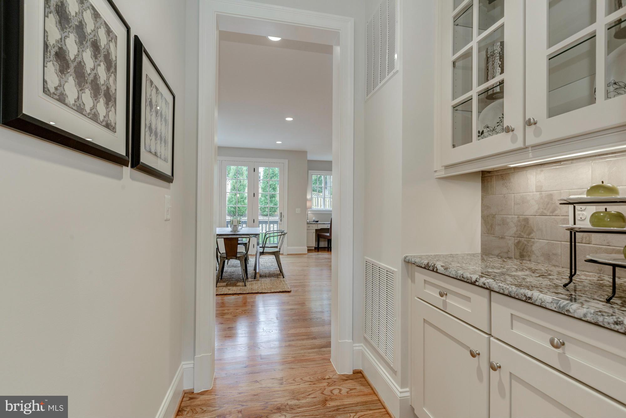 BRYN MAWR - Residential