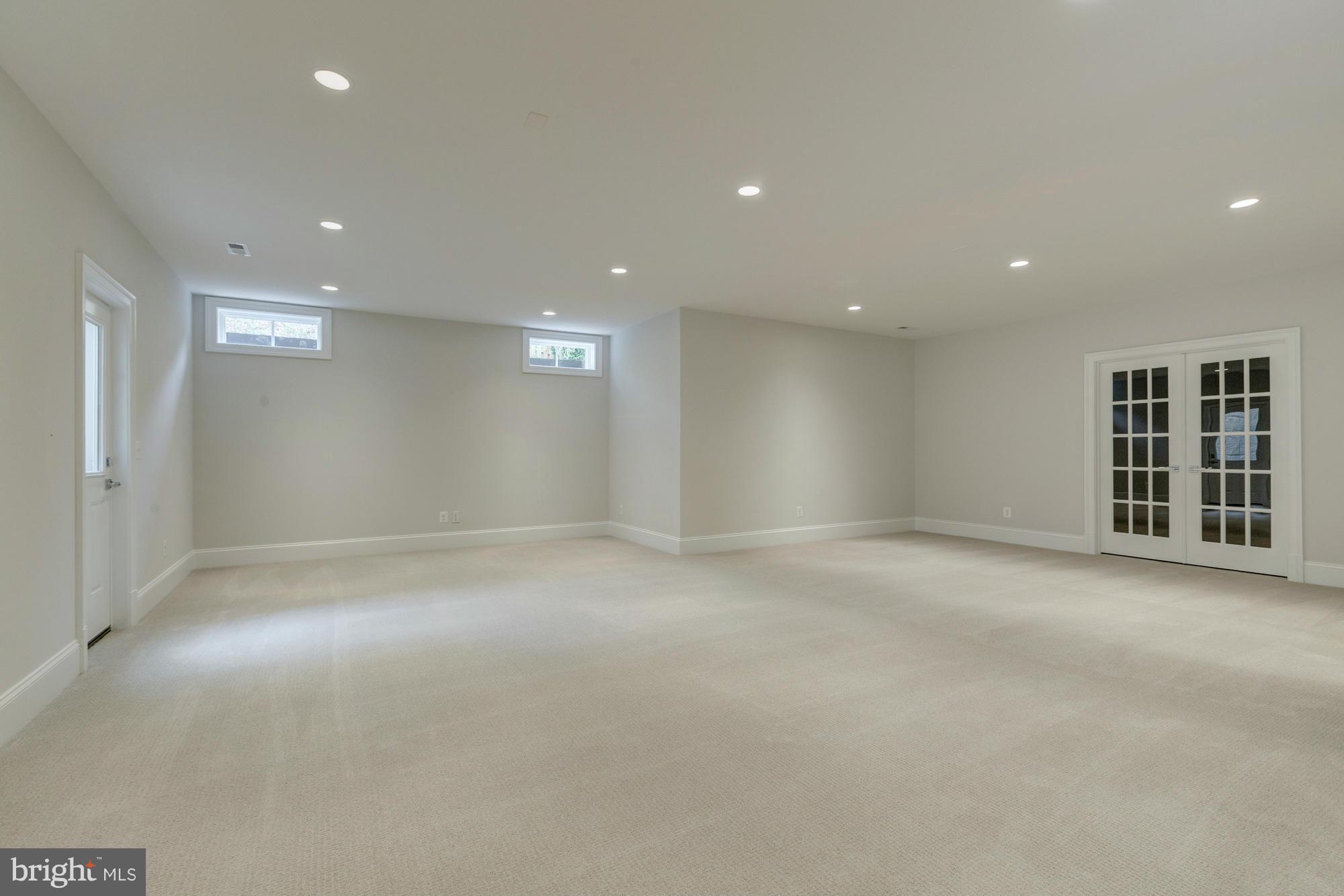 BRYN MAWR - Residential