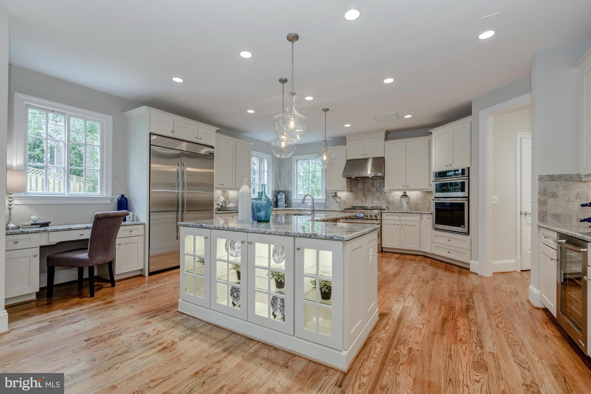 BRYN MAWR - Residential