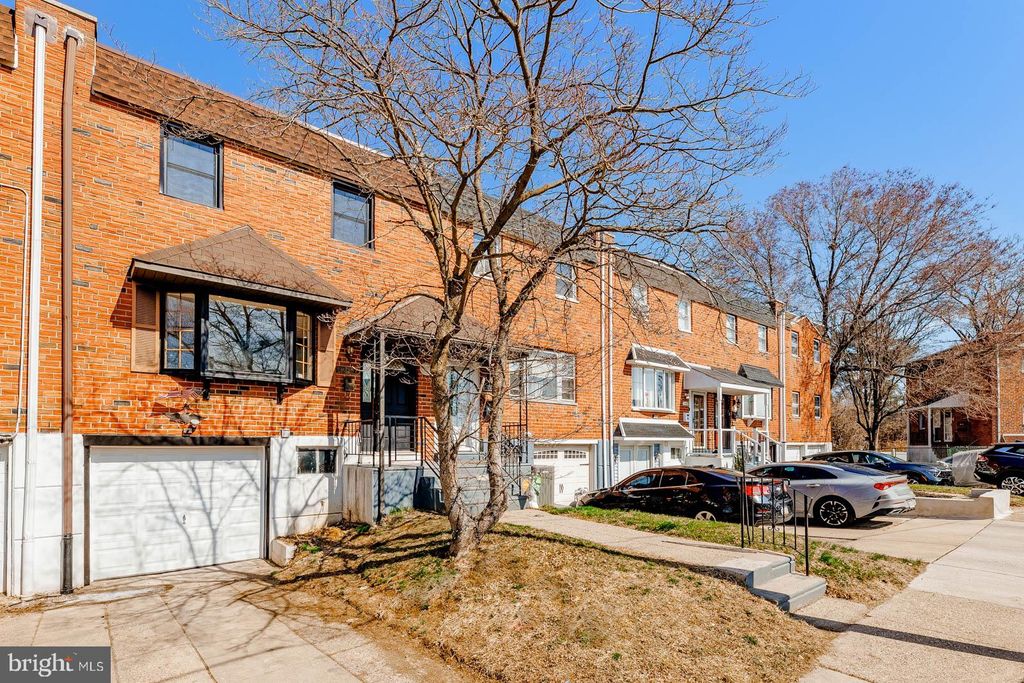 Photo of 12457 Barbary Road, PHILADELPHIA, PA 19154 (MLS # PAPH2591382)