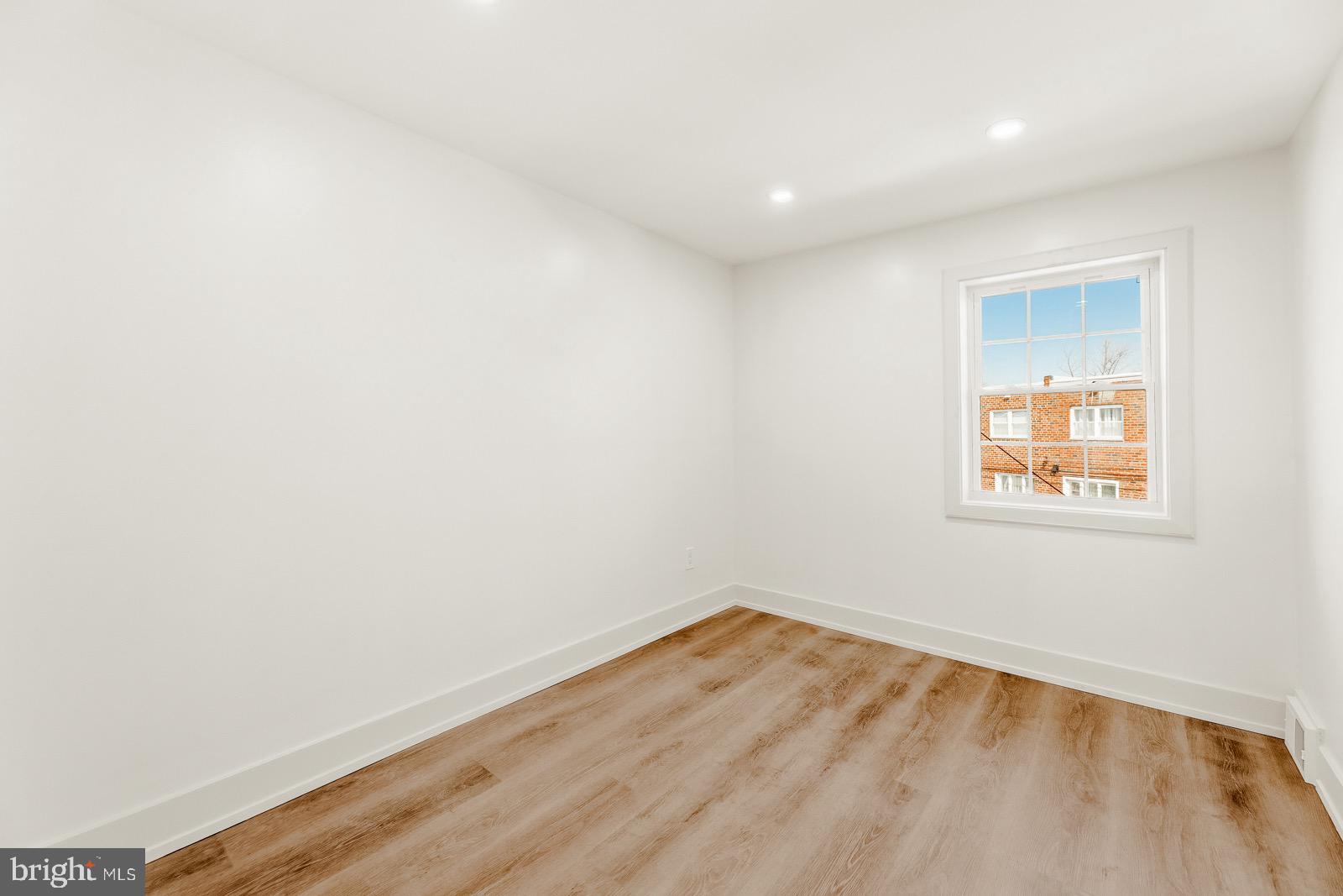 PARKWOOD - Residential