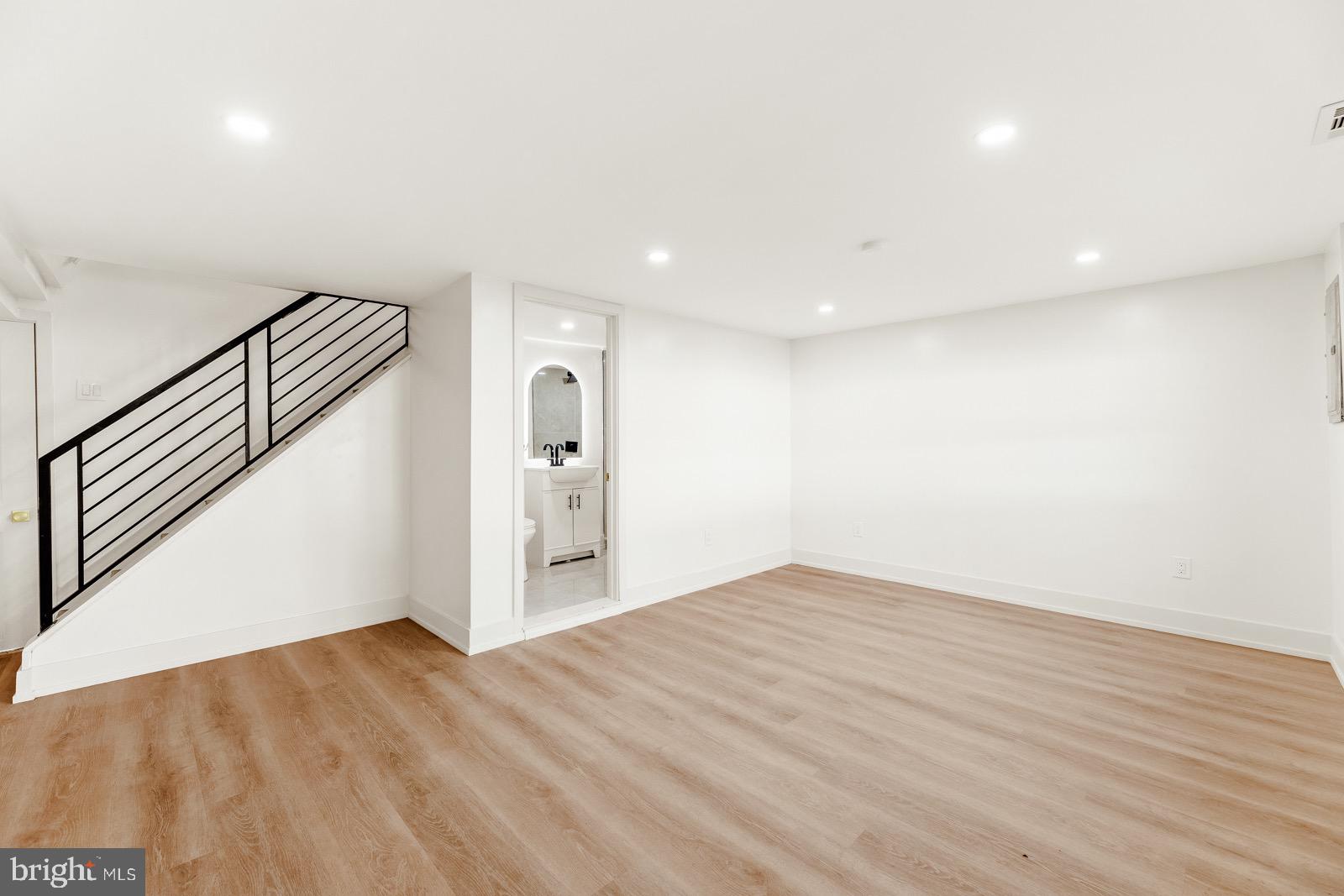 PARKWOOD - Residential