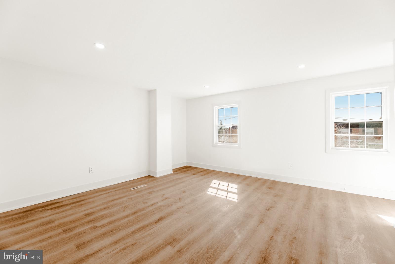 PARKWOOD - Residential